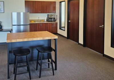 Kitchenette at Gateway Executive Suites in Lincoln CA